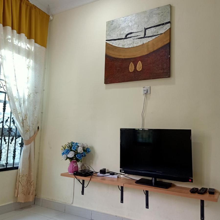 Gambang Homestay Banglomuslim Kuantan Ngoại thất bức ảnh