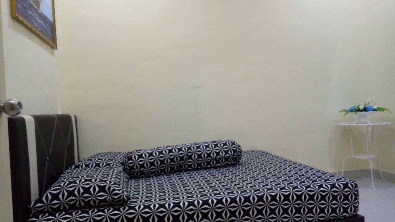 Gambang Homestay Banglomuslim Kuantan Ngoại thất bức ảnh