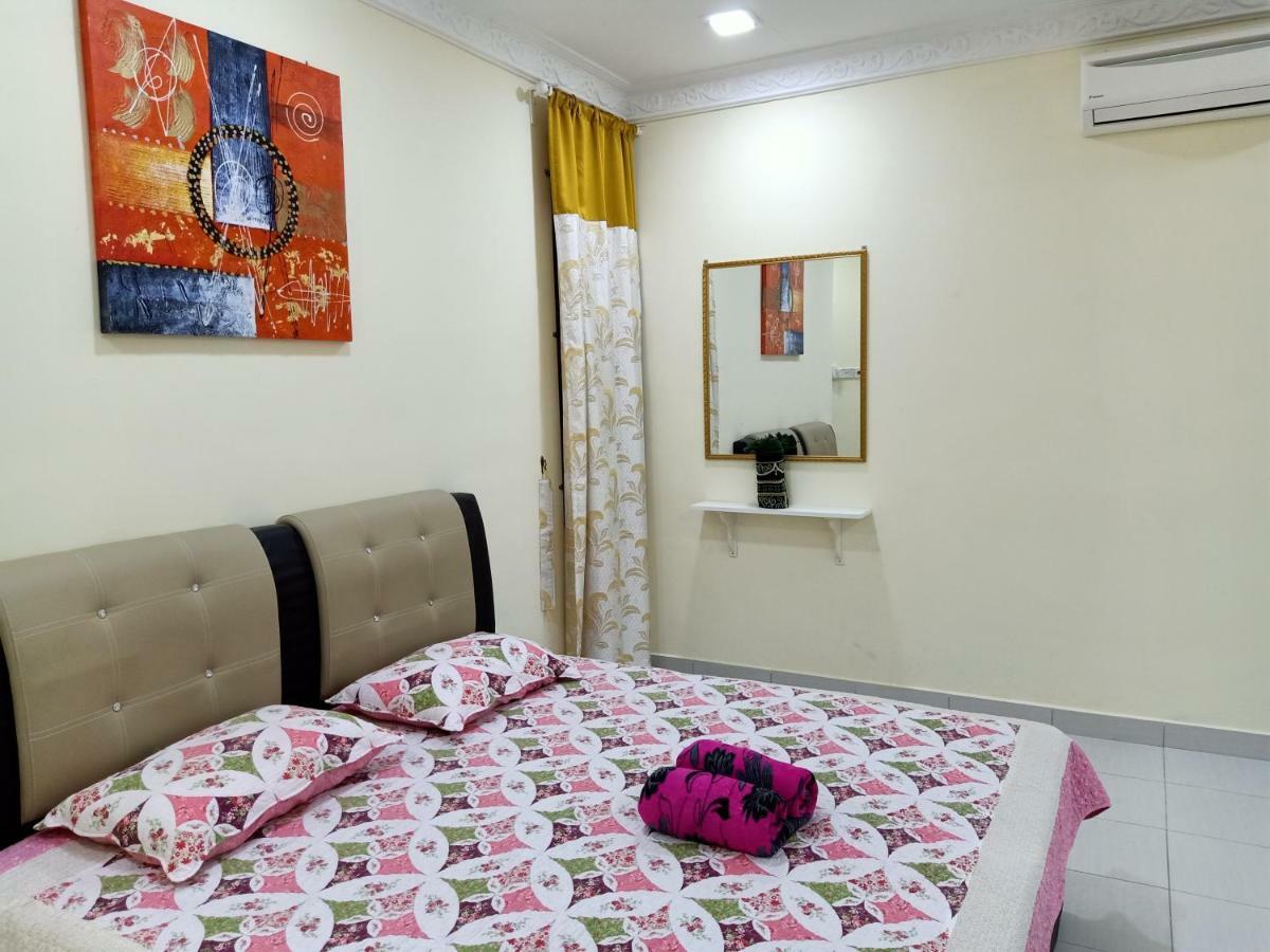 Gambang Homestay Banglomuslim Kuantan Ngoại thất bức ảnh
